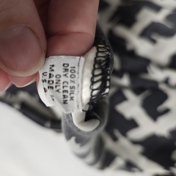 Alice & Trixie black and white Abstract Block Print Silk  Dress Size XS - Picture 10 of 10